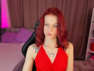 EvaElffie's Live Sex Cam Show