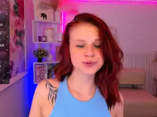 EvaElffie's Live Sex Cam Show