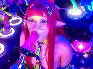 laytonlange's CamSoda show and profile