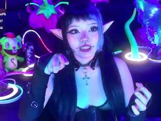 le modèle laytonlange est en webcam porno dans un show sur le site camsoda, il possède les tags suivants: ahegao,shaved pussy,ass,lovense,lush,naked,natural,neon hair,nipple piercings,sexy,smoking,glasses,spank,squirter,tattoos,tiny tits,toys,twerk,voyeur,wet