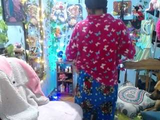 nicoleink01 live cam profile