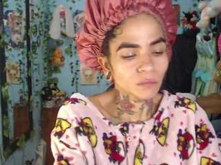 nicoleink01