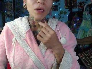 nicoleink01