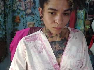 nicoleink01