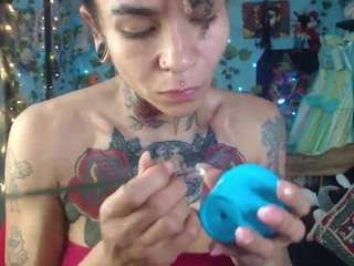 nicoleink01