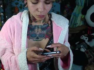 nicoleink01