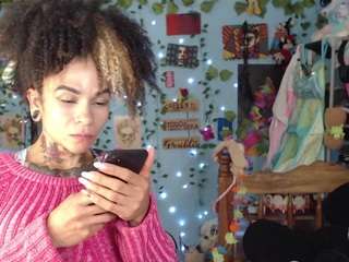 nicoleink01 live webcam show