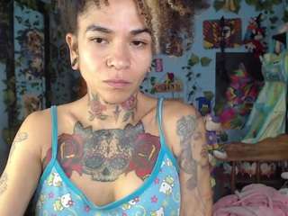 Nicoleink01 live webcam show