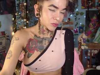 nicoleink01
