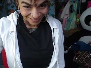 nicoleink01