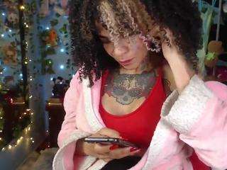 nicoleink01
