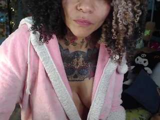 nicoleink01