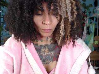 Nicoleink01