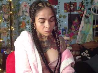 nicoleink01