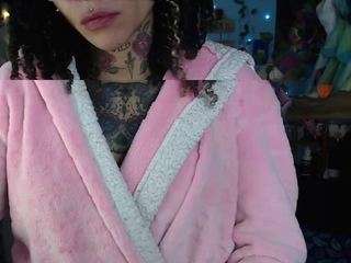 nicoleink01