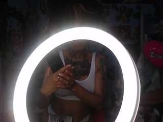 nicoleink01
