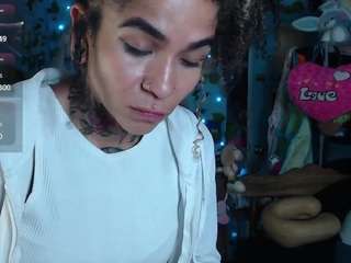 nicoleink01