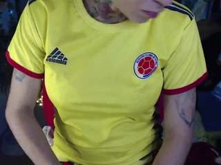 nicoleink01