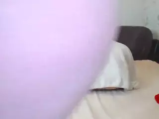YourLinia's Live Sex Cam Show