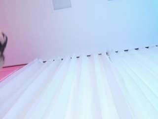 emelyy-carter webcam