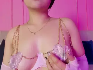 Spicy Emely's Live Sex Cam Show