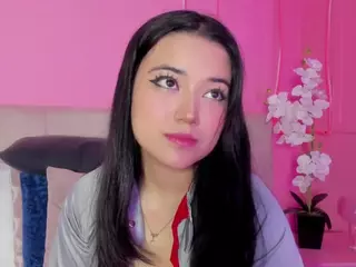 Spicy Emely's Live Sex Cam Show