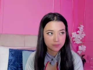 Spicy Emely's Live Sex Cam Show