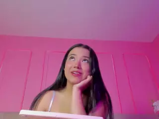 Spicy Emely's Live Sex Cam Show