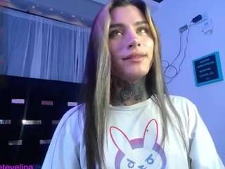  luc11m0r3 chat room