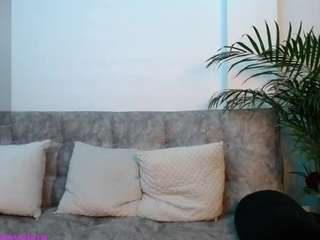 luc11m0r3 Live Webcam on CamSoda