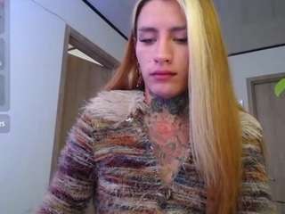 luc11m0r3 live cam preview