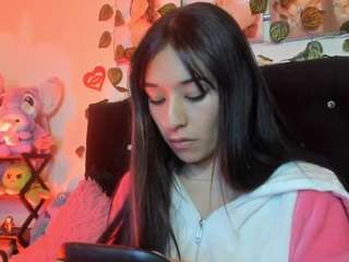 miamendoza Live Webcam on CamSoda