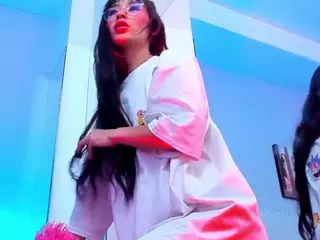 Miafyler's Live Sex Cam Show