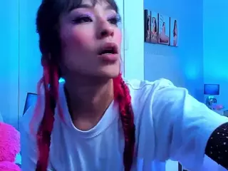 Miafyler's Live Sex Cam Show