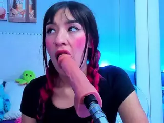 Miafyler's Live Sex Cam Show