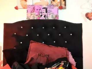 Miafyler's Live Sex Cam Show