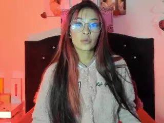 Miafyler's Live Sex Cam Show