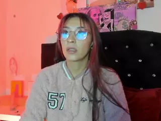 Miafyler's Live Sex Cam Show