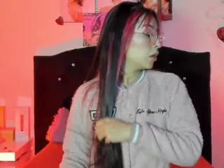 Miafyler's Live Sex Cam Show