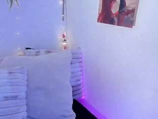  sarahjonnes chat room
