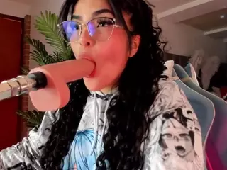 SarahJonnes's Live Sex Cam Show