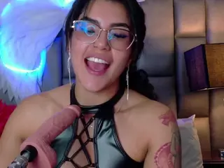 SarahJonnes's Live Sex Cam Show