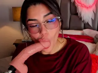 SarahJonnes's Live Sex Cam Show