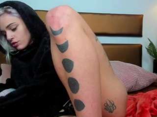 alexissnight Live Webcam on CamSoda