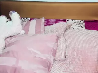 AlexissNight's Live Sex Cam Show
