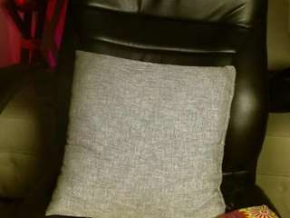 alexxia13's CamSoda show and profile