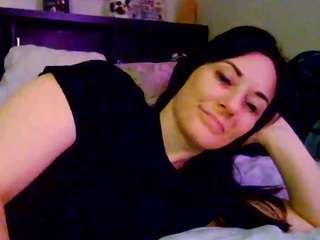 crystallake's CamSoda show and profile