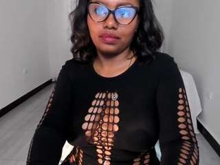 Live cam show with arlene777