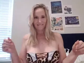 TheLillyJames's Live Sex Cam Show