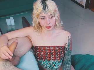 ada-volkovss1 webcam model